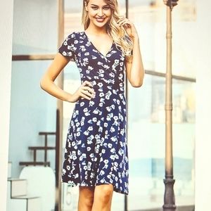 MsBasic Women's Short Sleeve Cross Wrap Floral Sundress Size L